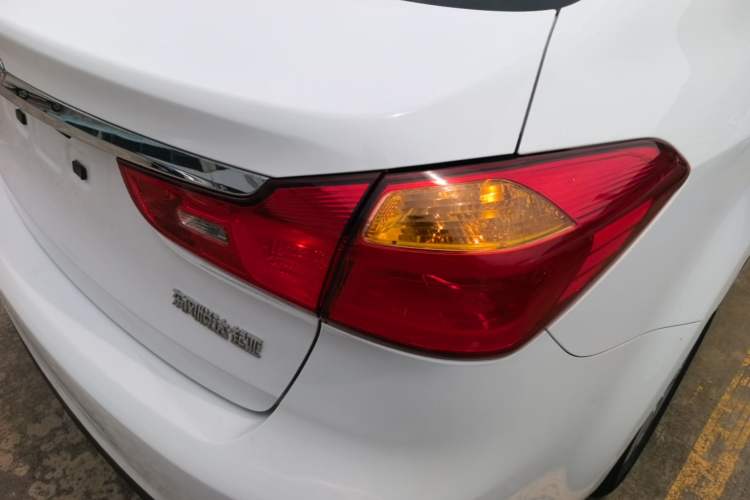 Used Kia K3 2015 1.6L Automatic GL Right Rear Taillight