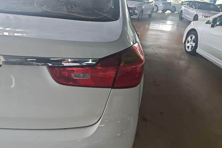 Used Kia K3 2015 1.6L Automatic GL Right Rear Taillight