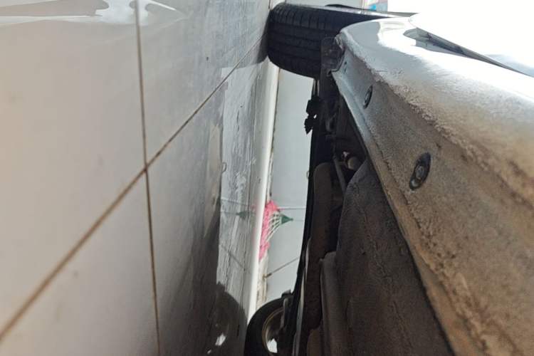 Used Kia K3 2015 1.6L Automatic GL Right Side Sill