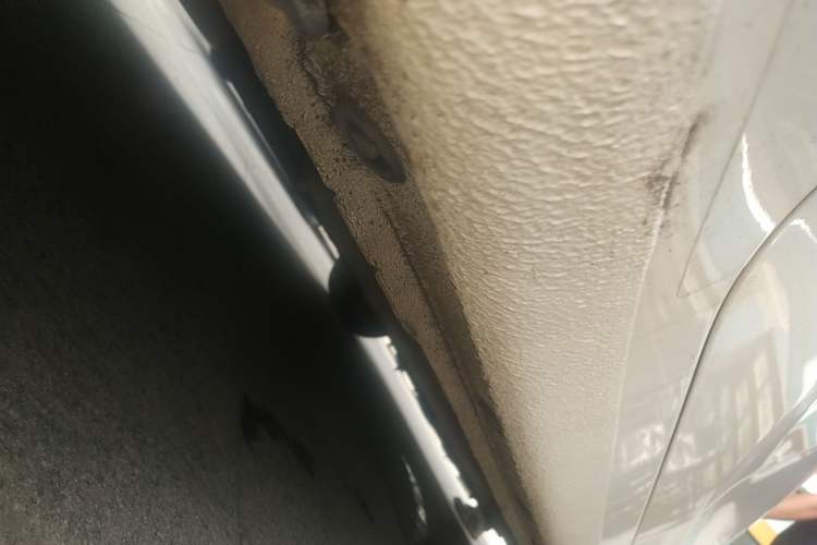 Used Kia K3 2015 1.6L Automatic GL Right Side Sill