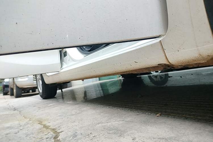 Used Kia K3 2015 1.6L Manual GL Right Side Sill