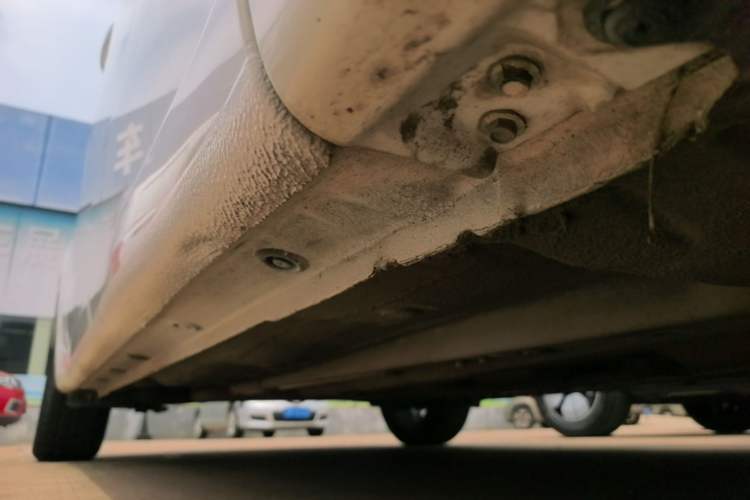 Used Kia K3 2015 1.6L Automatic GL Right Side Sill