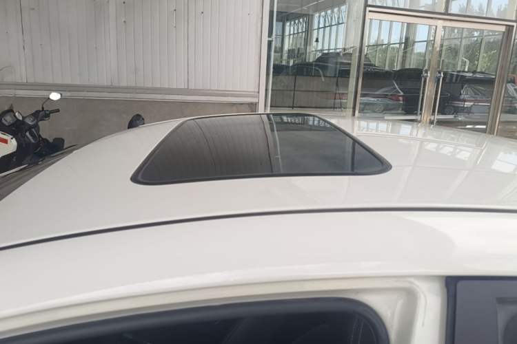 Used Kia K3 2015 1.6L Manual GLS Roof