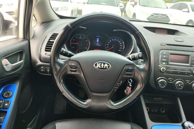 Used Kia K3 2015 1.6L Manual GLS Steering Wheel