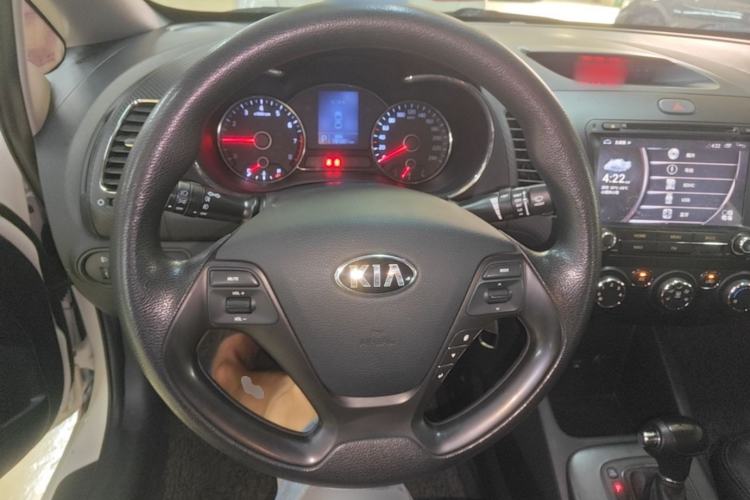 Used Kia K3 2015 1.6L Automatic GL Steering Wheel