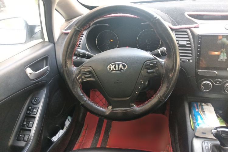 Used Kia K3 2015 1.6L Automatic GL Steering Wheel