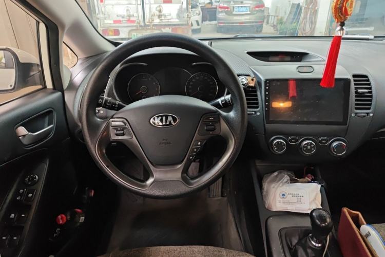 Used Kia K3 2015 1.6L Manual GL Steering Wheel