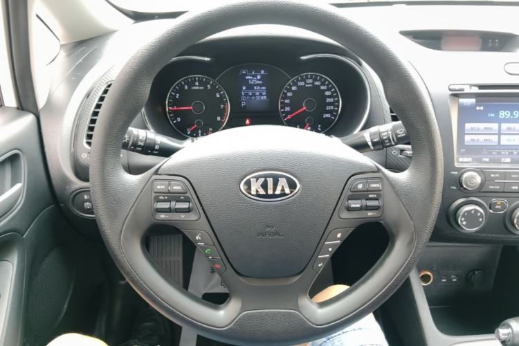 Used Kia K3 2015 1.6L Automatic GL Steering Wheel