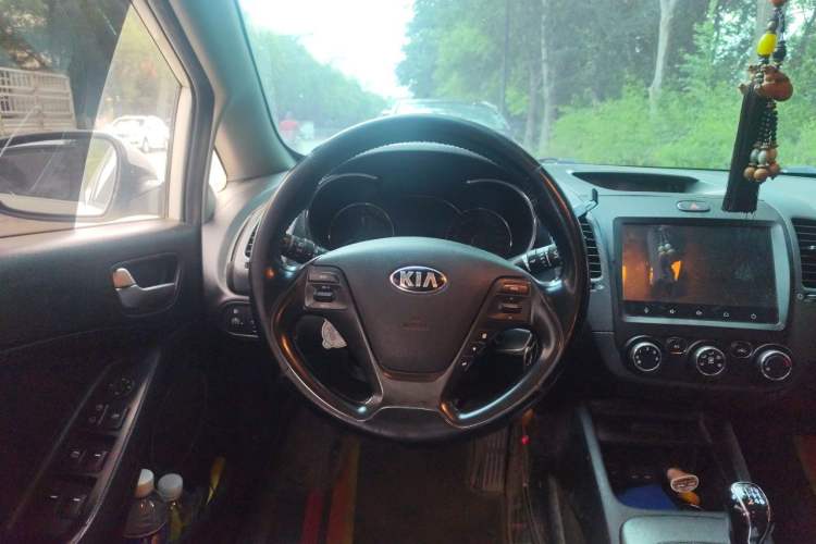 Used Kia K3 2015 1.6L Manual GLS Steering Wheel