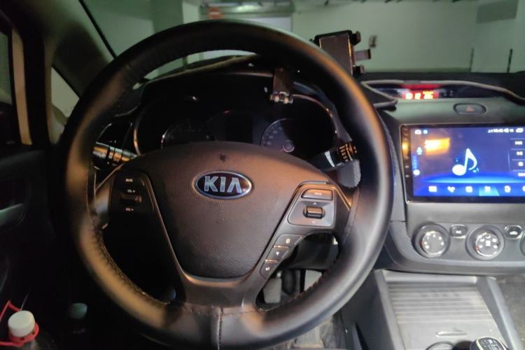Used Kia K3 2015 1.6L Manual GLS Steering Wheel