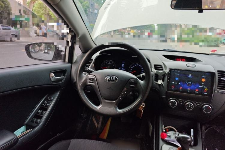 Used Kia K3 2015 1.6L Automatic GL Steering Wheel