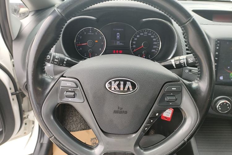 Used Kia K3 2015 1.6L Manual GLS Steering Wheel