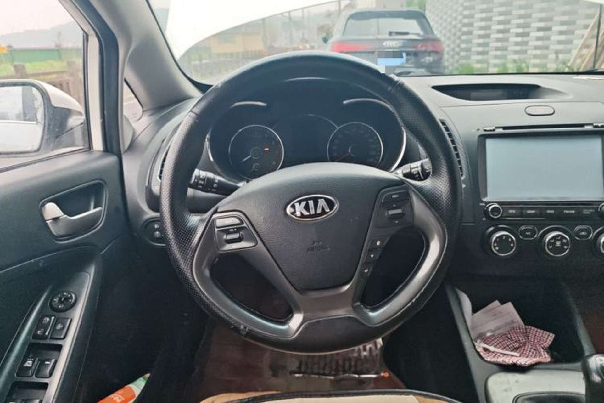 Used Kia K3 2015 1.6L Manual GL Steering Wheel