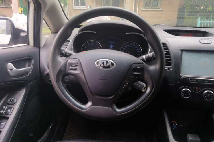 Used Kia K3 2015 1.6L Manual GL Steering Wheel
