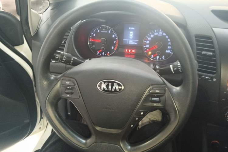 Used Kia K3 2015 1.6L Manual GL Steering Wheel