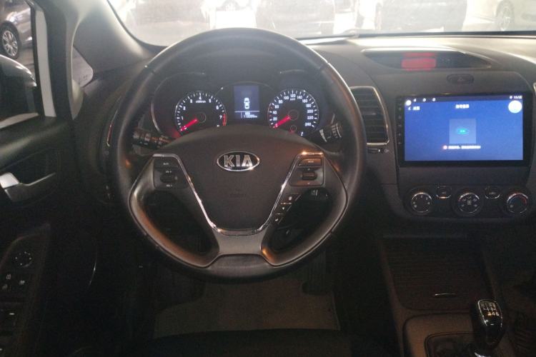 Used Kia K3 2015 1.6L Manual GLS Steering Wheel
