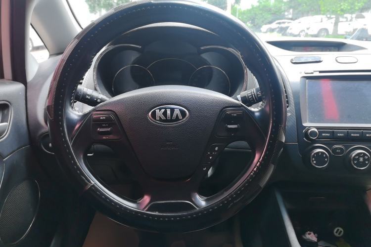 Used Kia K3 2015 1.6L Manual GLS Steering Wheel