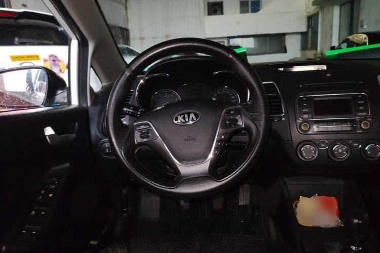 Used Kia K3 2015 1.6L Manual GL Steering Wheel