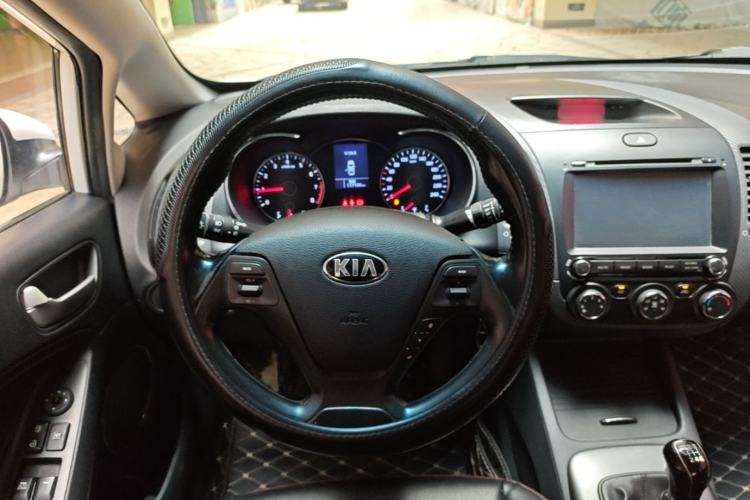 Used Kia K3 2015 1.6L Manual GLS Steering Wheel