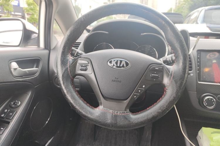 Used Kia K3 2015 1.6L Automatic GLS Steering Wheel