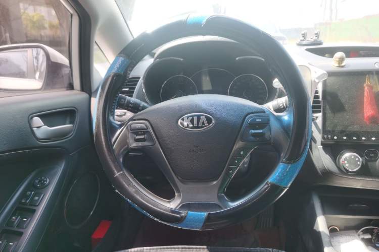 Used Kia K3 2015 1.6L Manual GLS Steering Wheel