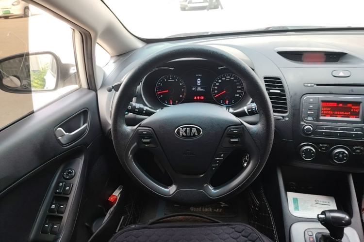 Used Kia K3 2015 1.6L Automatic GL Steering Wheel