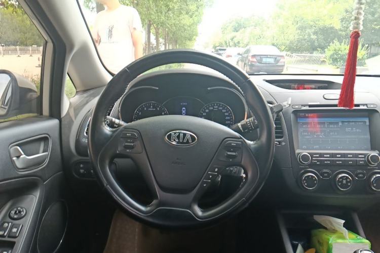 Used Kia K3 2015 1.6L Manual GLS Steering Wheel