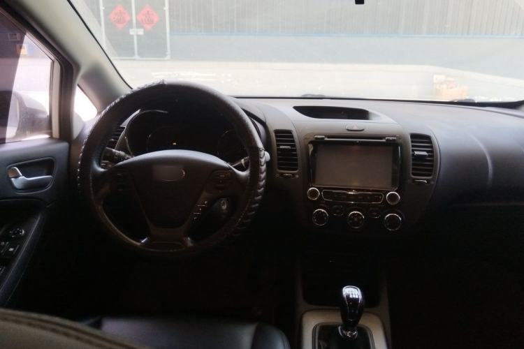 Used Kia K3 2015 1.6L Manual GLS Steering Wheel