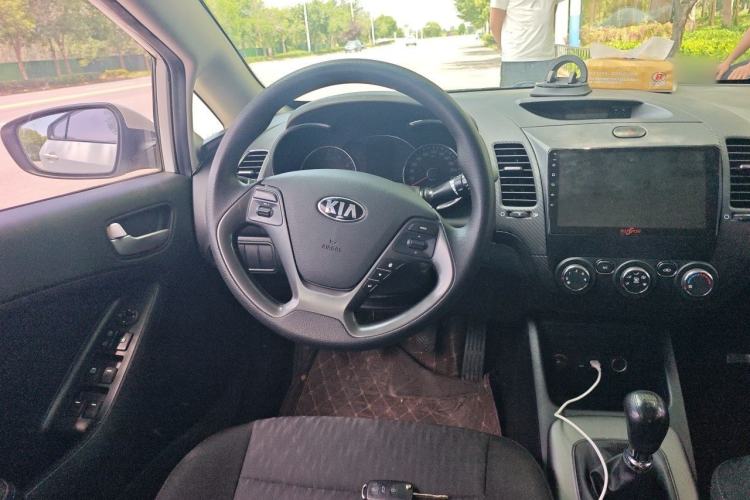 Used Kia K3 2015 1.6L Manual GL Steering Wheel