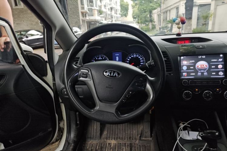 Used Kia K3 2015 1.6L Automatic GL Steering Wheel