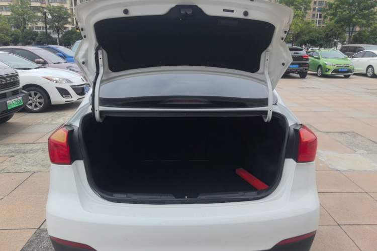 Used Kia K3 2015 1.6L Automatic GLS Trunk