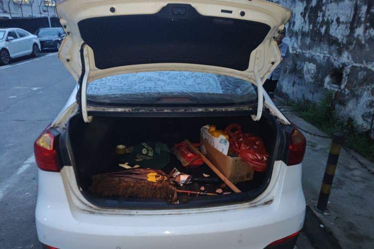 Used Kia K3 2015 1.6L Automatic GLS Trunk