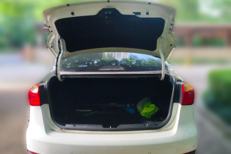 Used Kia K3 2015 1.6L Automatic GLS Trunk