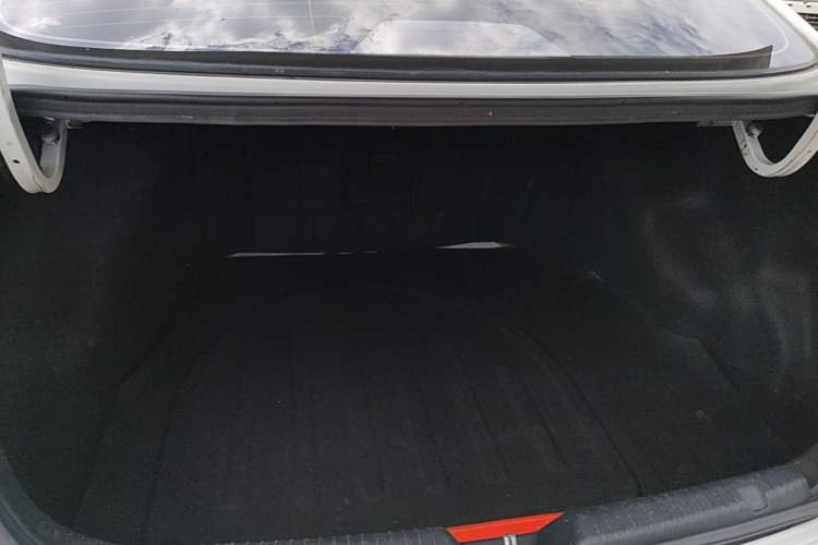 Used Kia K3 2015 1.6L Manual GLS Trunk