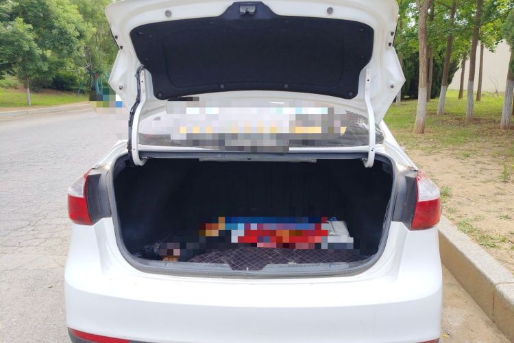 Used Kia K3 2015 1.6L Automatic GLS Trunk