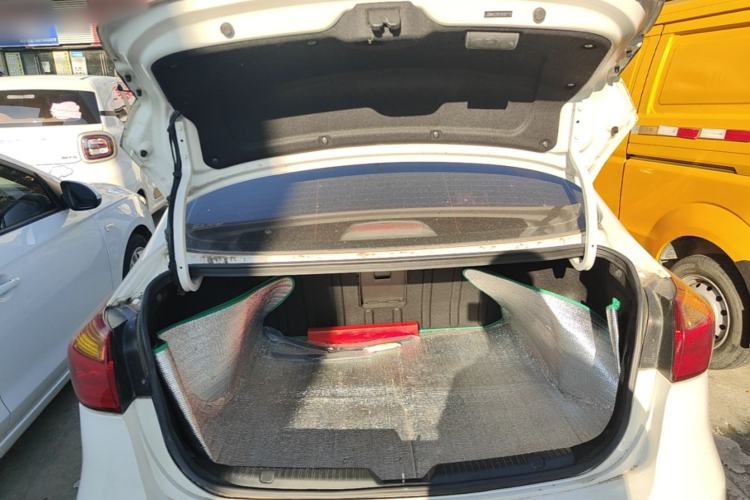 Used Kia K3 2015 1.6L Automatic GLS Trunk
