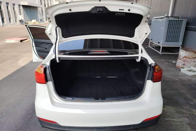 Used Kia K3 2015 1.6L Automatic GL Trunk