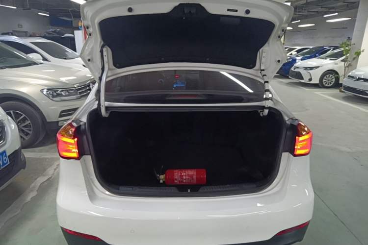 Used Kia K3 2015 1.6L Automatic GLS Trunk
