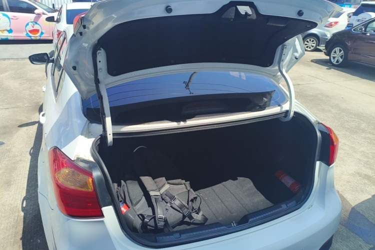 Used Kia K3 2015 1.6L Automatic GLS Trunk