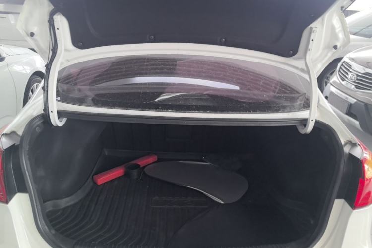 Used Kia K3 2015 1.6L Automatic GLS Trunk