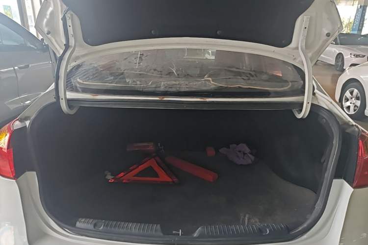 Used Kia K3 2015 1.6L Automatic GL Trunk