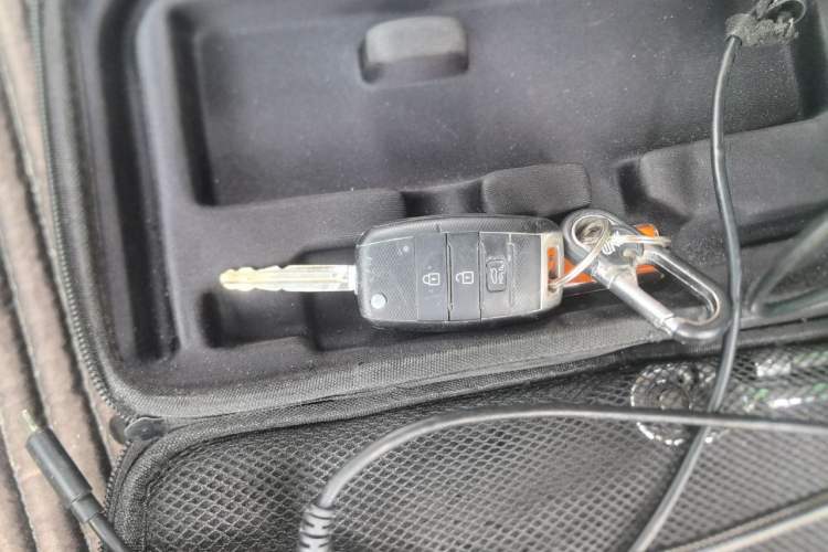 Used Kia K3 2015 1.6L Manual GL Vehicle Key