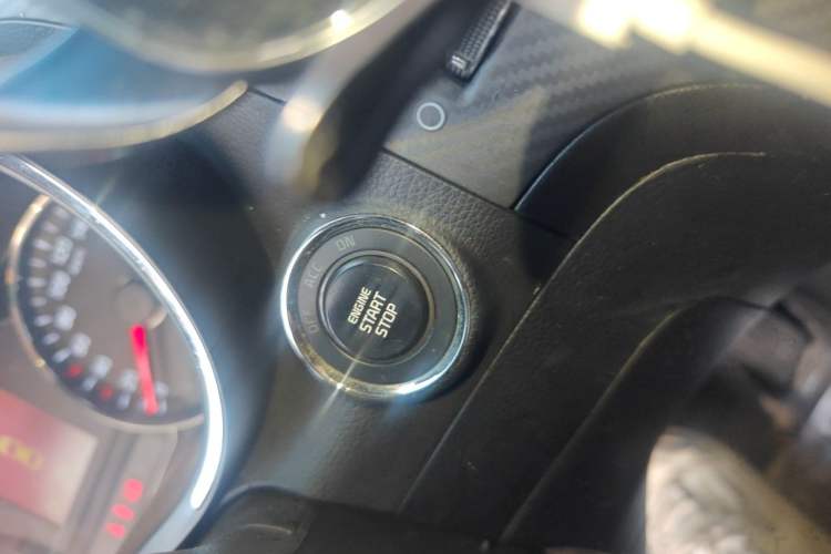 Used Kia K3 2015 1.6L Automatic GLS Vehicle Key