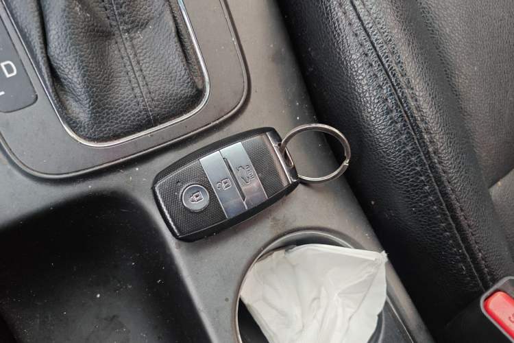 Used Kia K3 2015 1.6L Automatic GLS Vehicle Key
