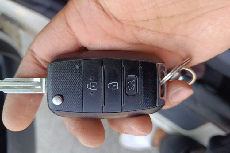 Used Kia K3 2015 1.6L Automatic GL Vehicle Key
