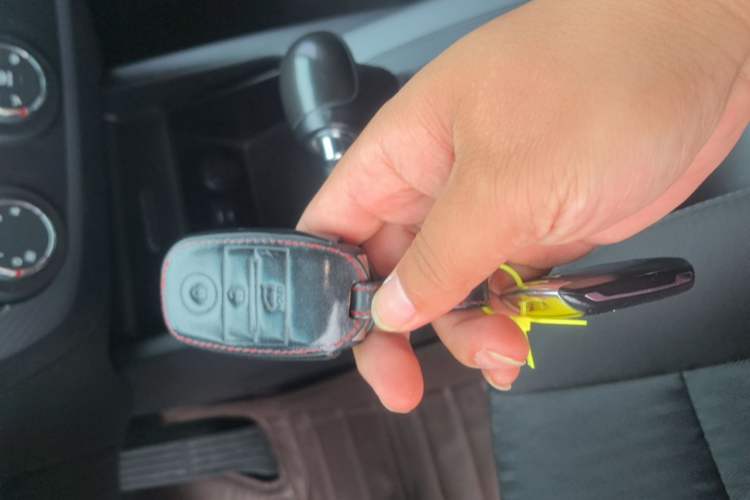 Used Kia K3 2015 1.6L Automatic GLS Vehicle Key