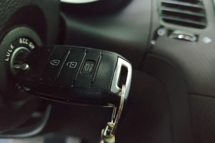 Used Kia K3 2015 1.6L Automatic GL Vehicle Key