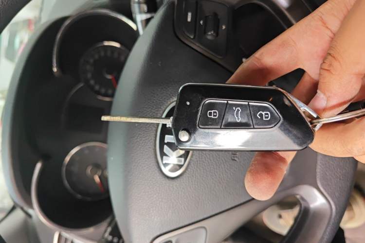 Used Kia K3 2015 1.6L Manual GL Vehicle Key