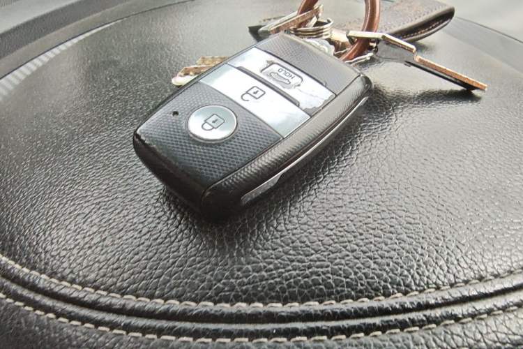 Used Kia K3 2015 1.6L Automatic GLS Vehicle Key