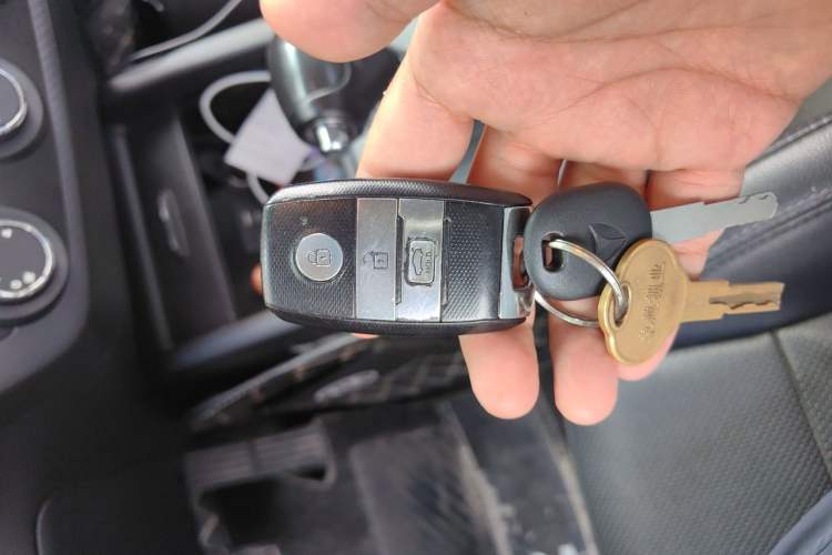 Used Kia K3 2015 1.6L Automatic GLS Vehicle Key